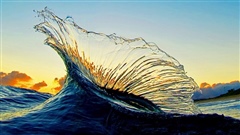 CREATORS-Clark-Little-on-Staring-Down-Shorebreak-for-The-Perfect-Shot