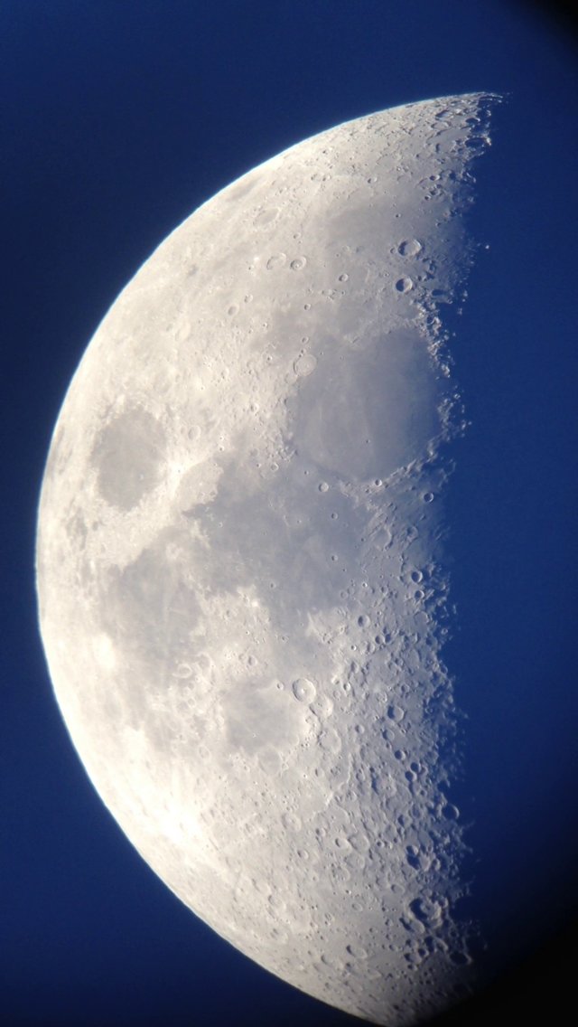 Moon-April-6-2014