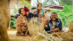 Around-Laos---Quiet-Dust--Happiness